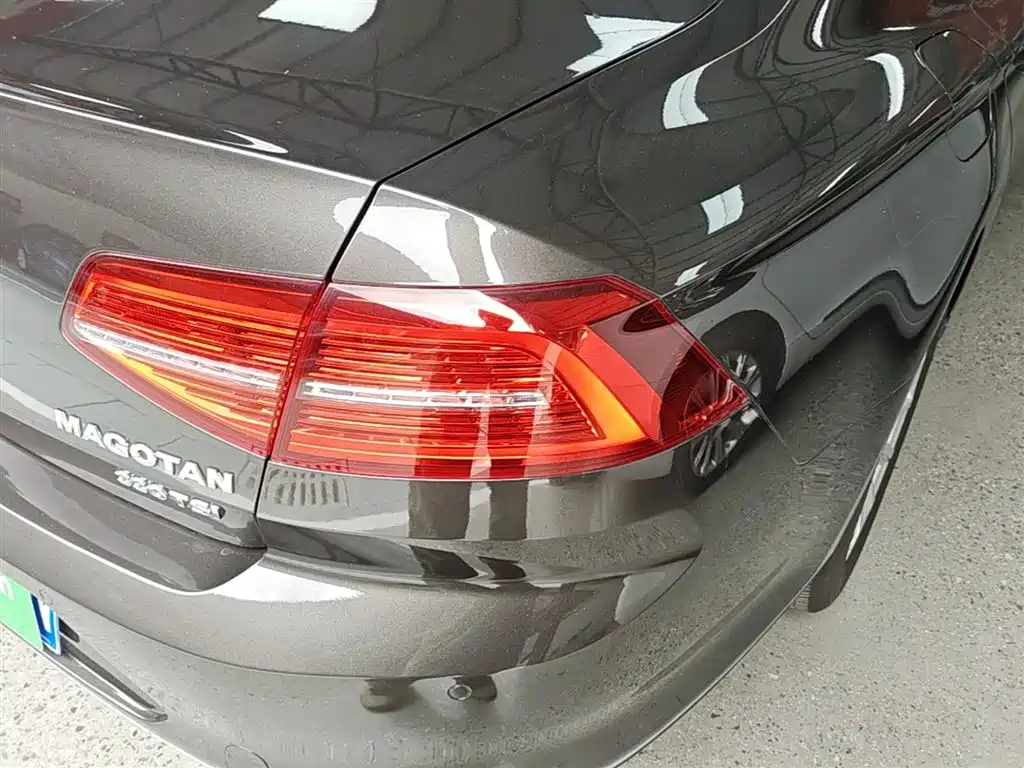 Volkswagen Magotan 2018 330TSI DSG Leading фото 8