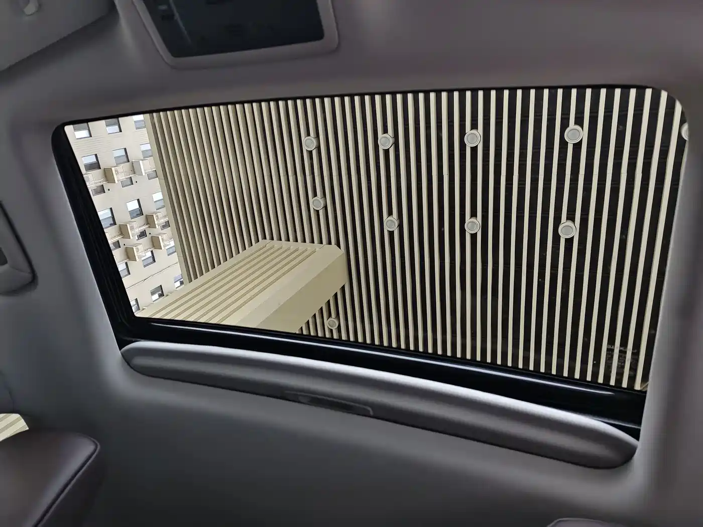 Lexus RX 2020 Facelift 450hL AWD Elegance Edition 7-Seater фото 22