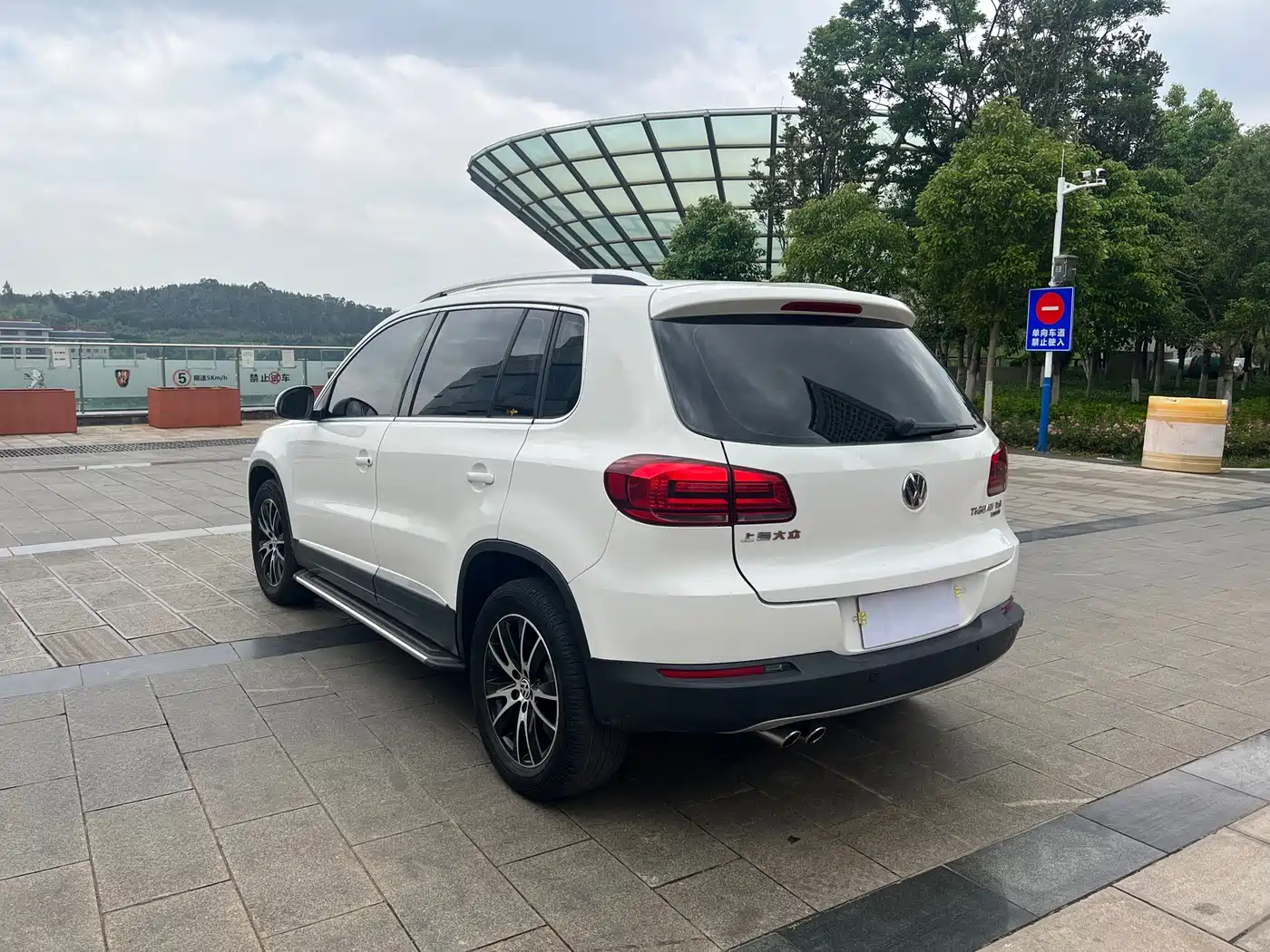 Volkswagen Tiguan 2013 1.8TSI Auto 4WD Luxury фото 7