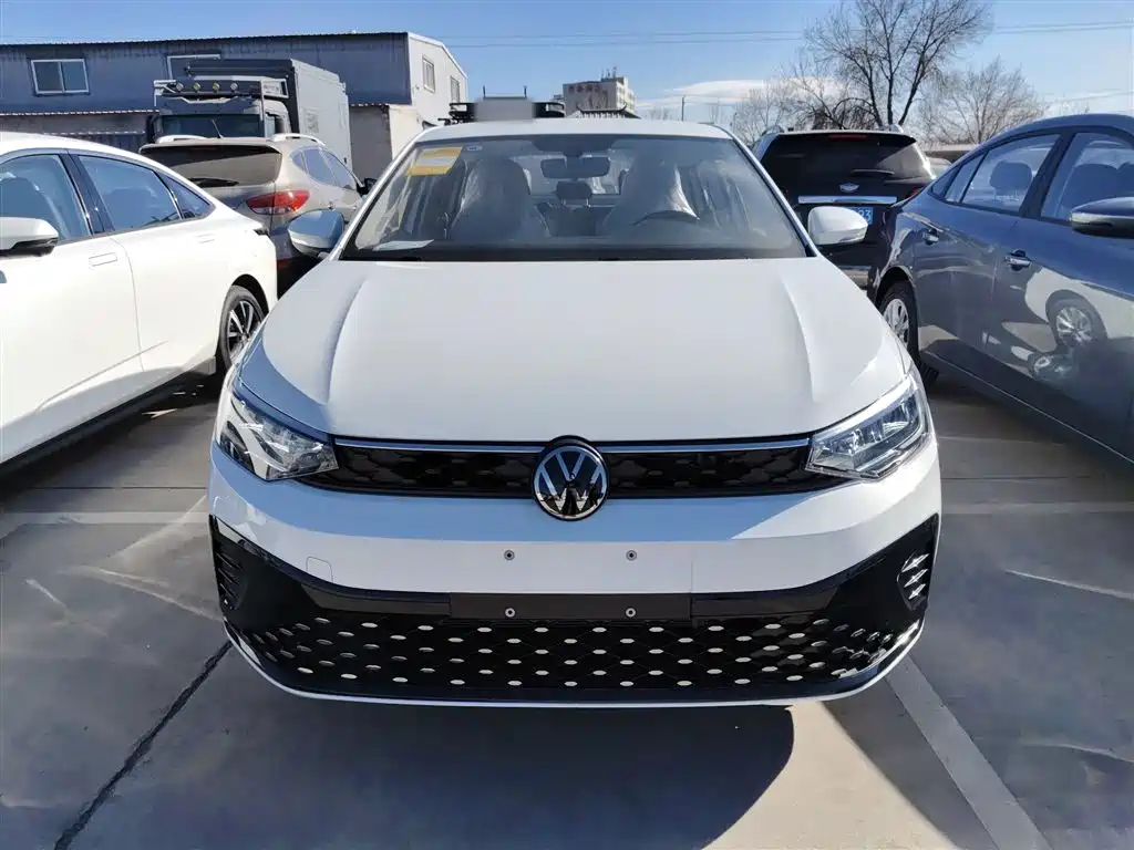 Volkswagen Lavida 2025 New Edge 1.5L Outstanding New Ease фото 3