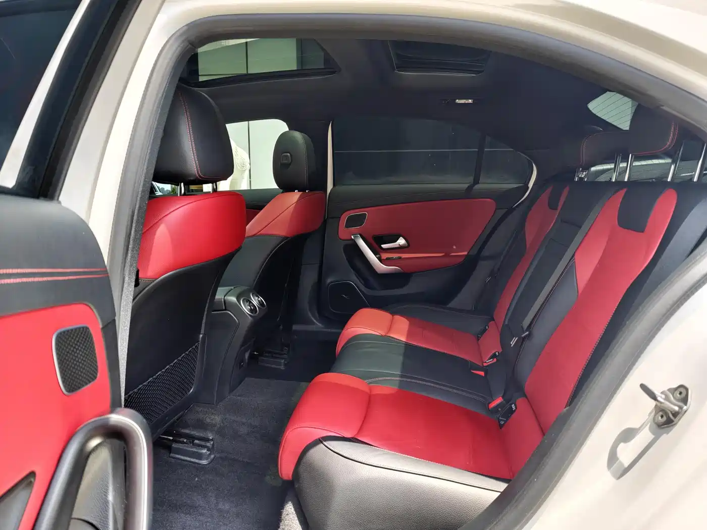 Mercedes-Benz A-Class AMG 2023 Model Year AMG A 35 L 4MATIC фото 29