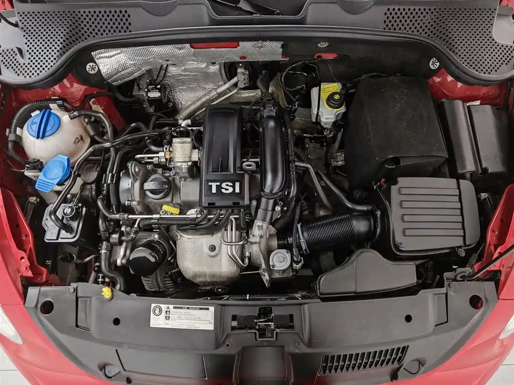 Volkswagen Beetle 2015 180TSI фото 6