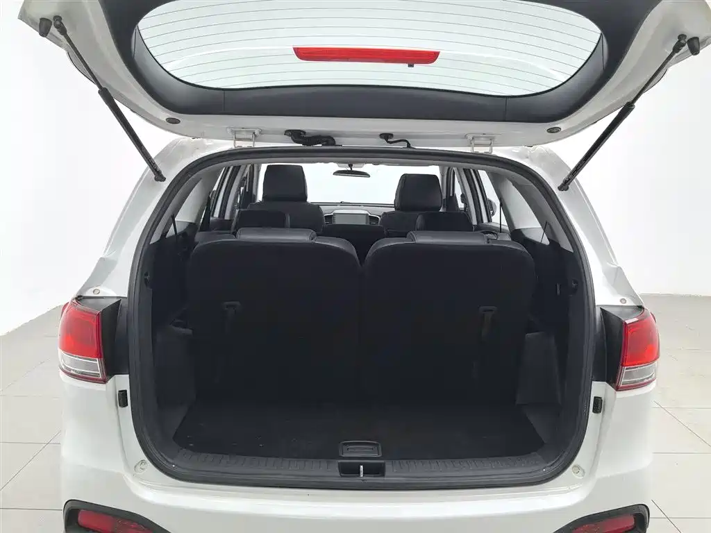Kia Sorento 2016 Sorento L 2.4L Gasoline 4WD Custom Edition 7-Seater China V фото 16