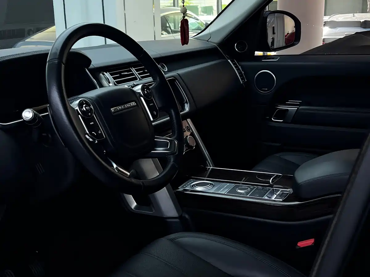 Land Rover Range Rover 2014 3.0 SC V6 Vogue фото 4