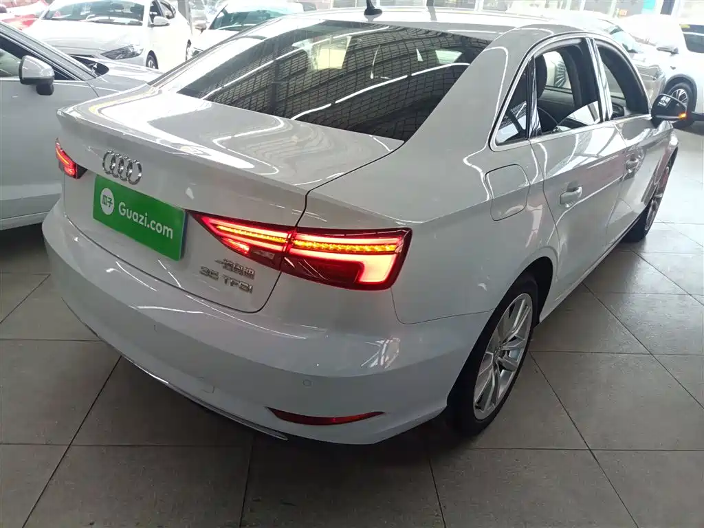 Audi A3 2019 Limousine 35 TFSI Progressive China V фото 5