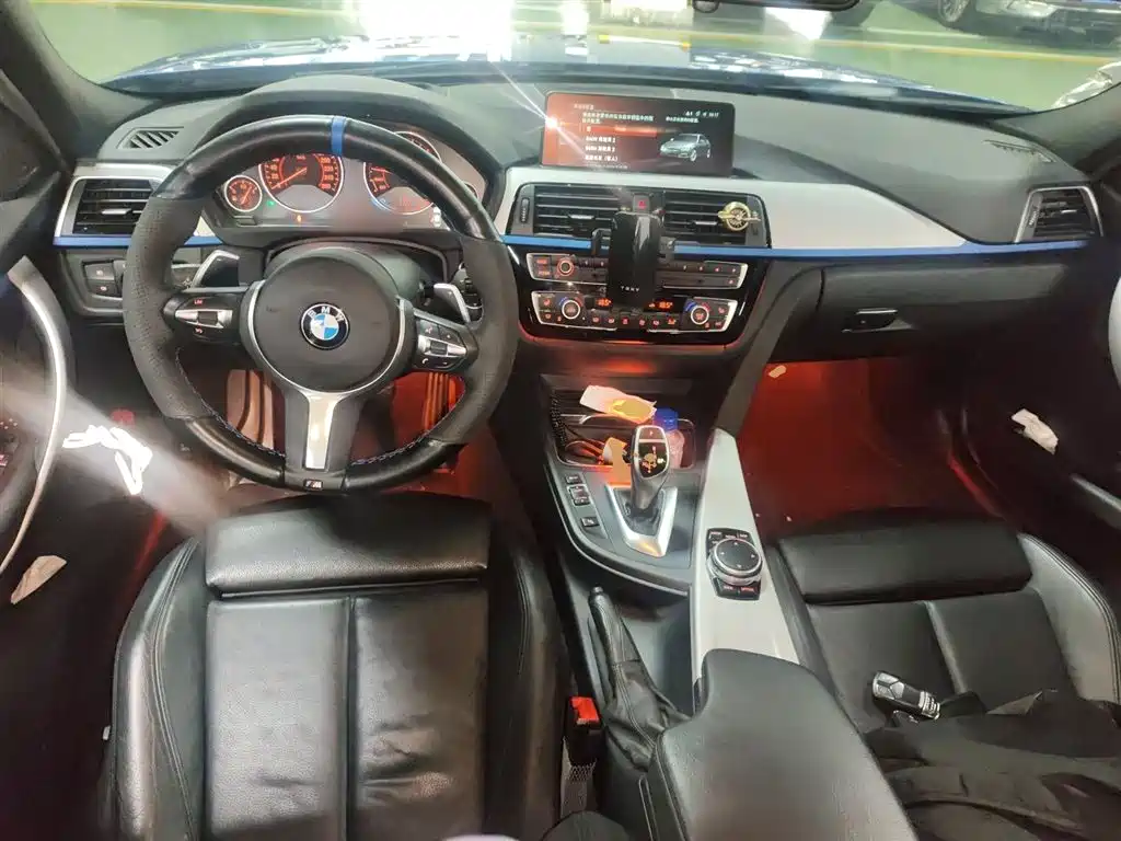 BMW 3 Series 2017 330i M Sport фото 16