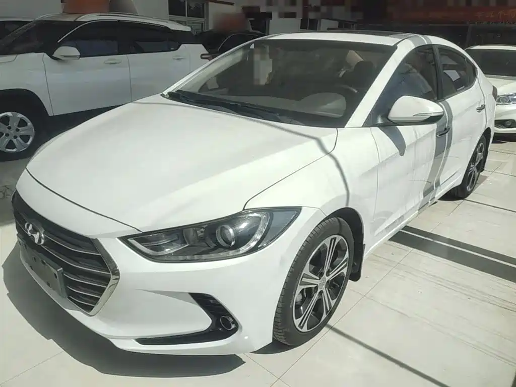 Hyundai Elantra 2018 1.4T DCT Dynamic·Vitality Model фото 2