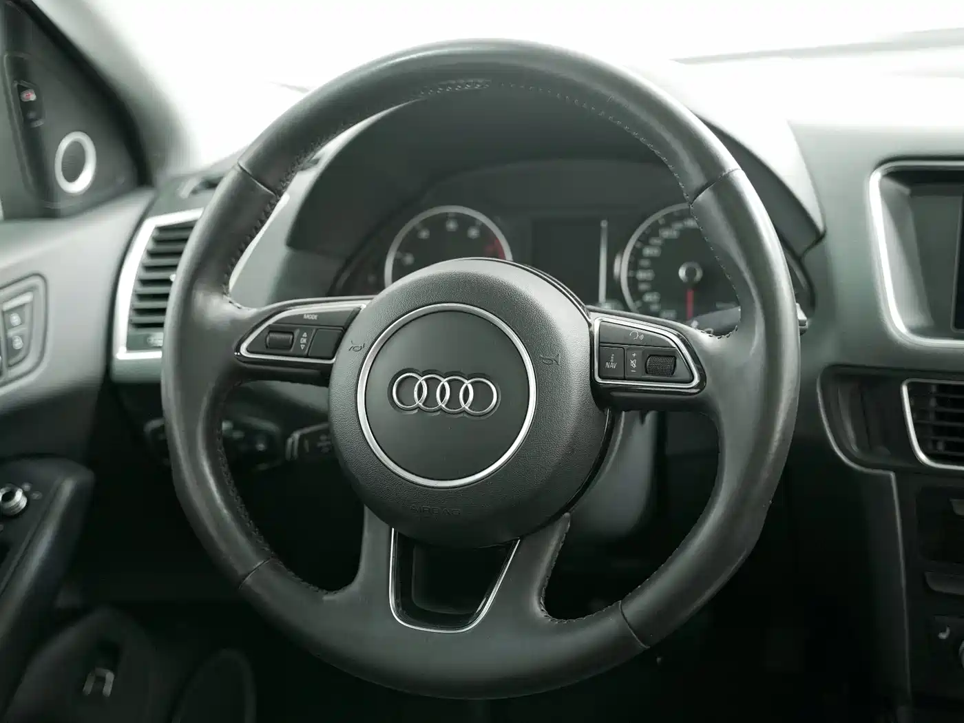 Audi Q5 2015 40 TFSI Comfort фото 5