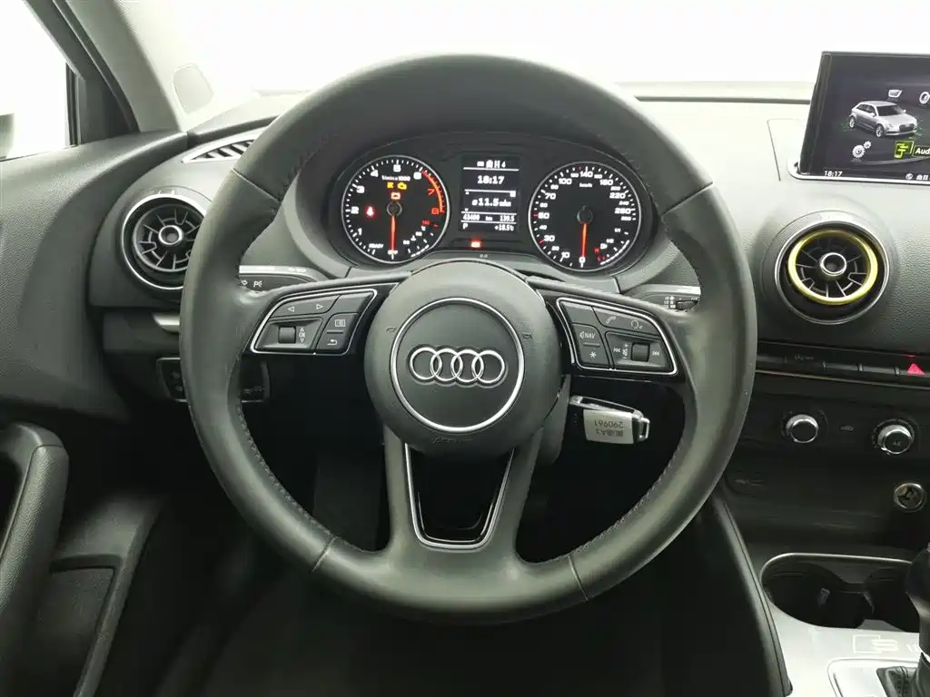 Audi A3 2019 Sportback 35 TFSI Progressive China VI фото 11