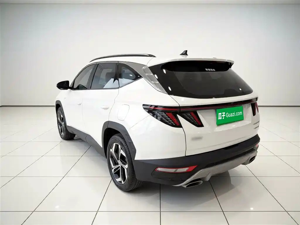 Hyundai Tucson 2022 Tucson L 1.5T DCT LUX Premium N Line фото 5