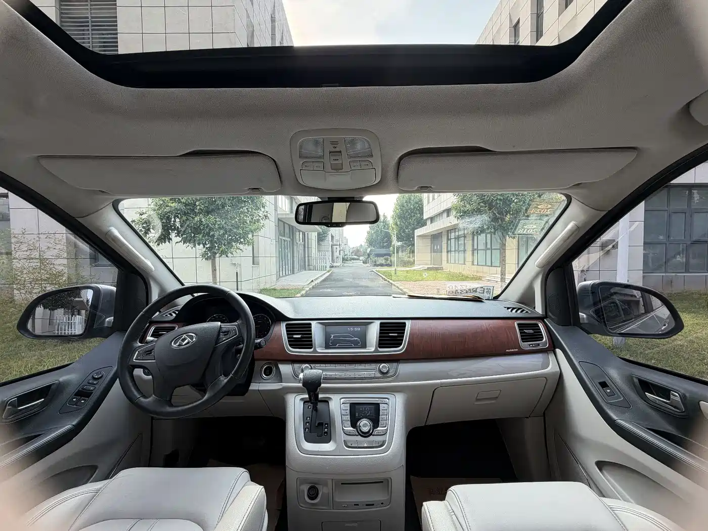 SAIC Maxus Maxus G10 2016 2016 2.0T Automatic Elite