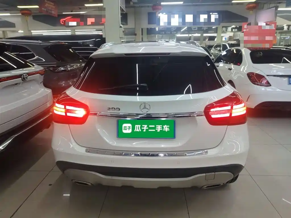 Mercedes-Benz GLA 2017 GLA 200 Fashion фото 6