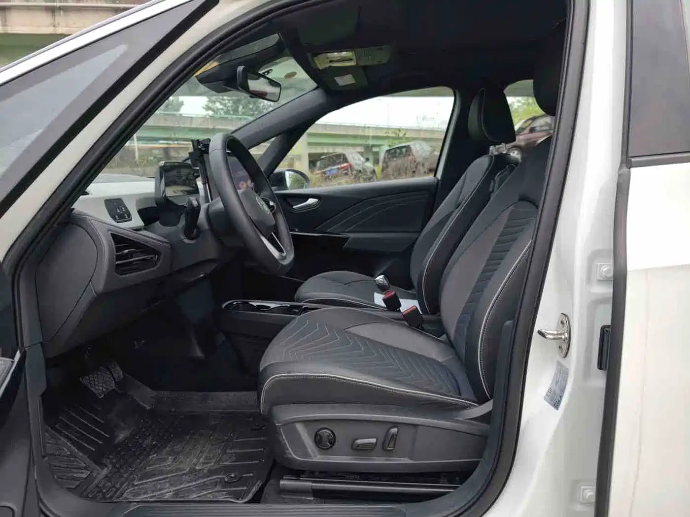Volkswagen ID.3 2025 Smart Outstanding Edition фото 9