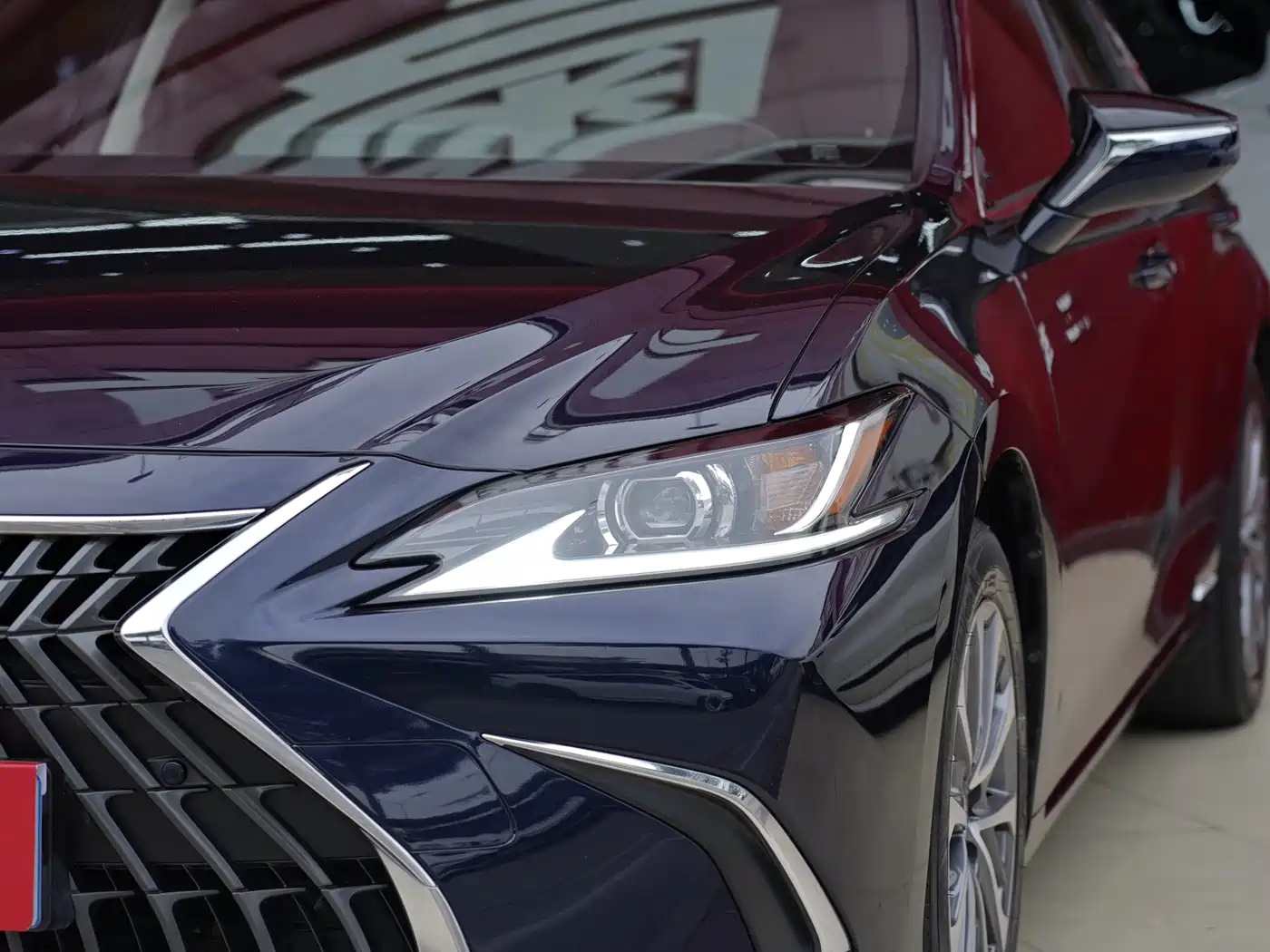 Lexus ES 2021 300h Excellence Edition фото 3