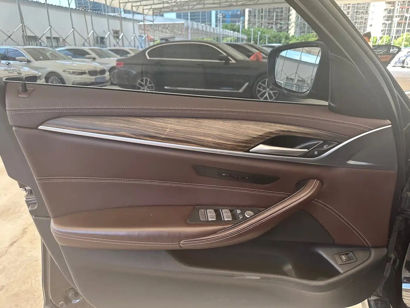 BMW 5 Series 2020 530Li Leading Luxury Package фото 28