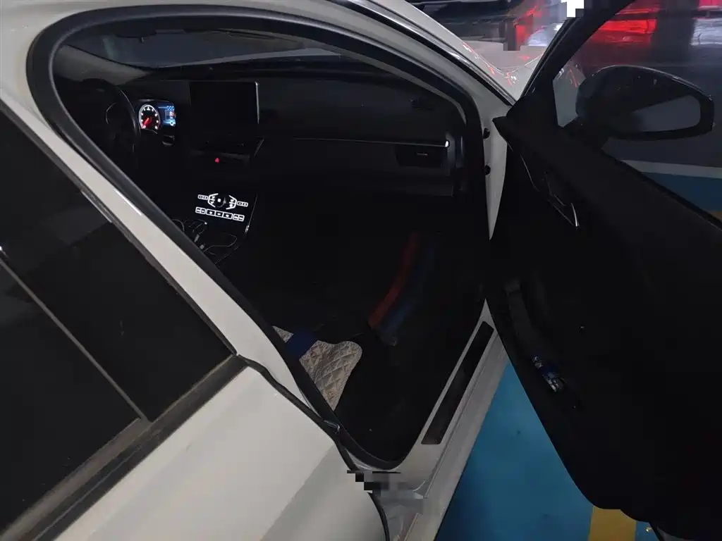 Hongqi H5 2020 1.5T DCT Qiyue Edition фото 22