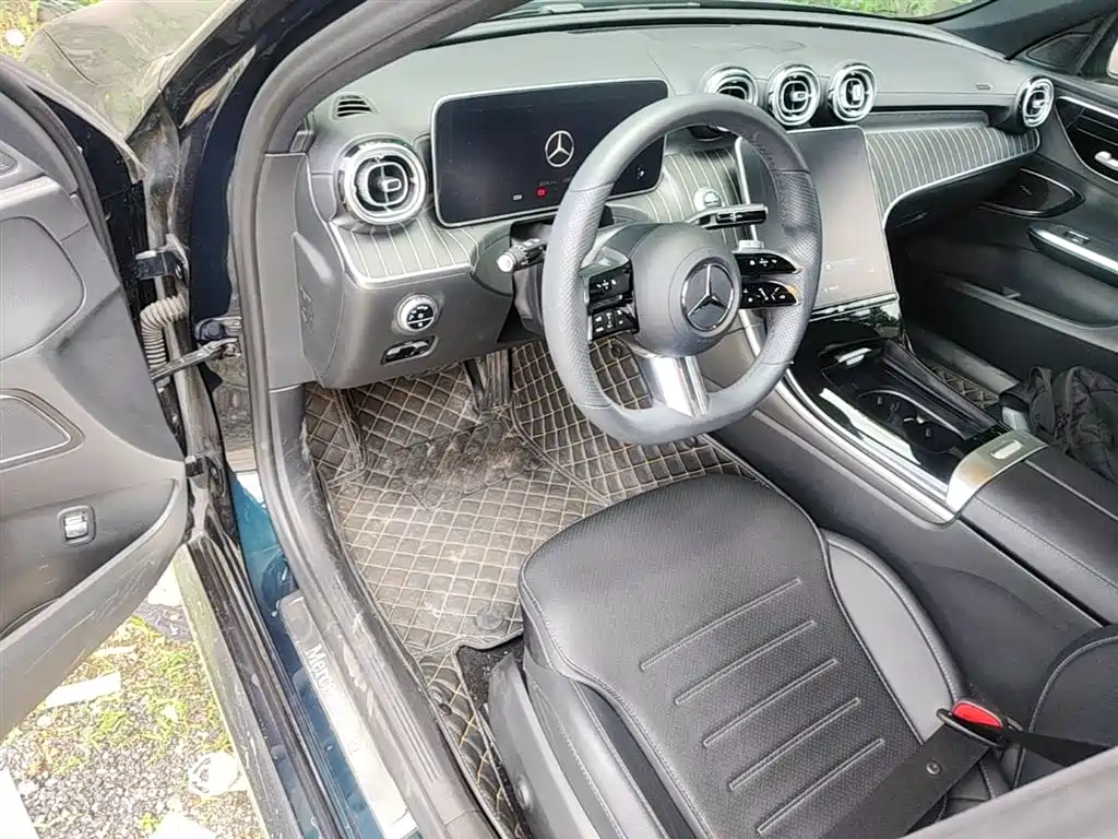 Mercedes-Benz C-Class 2022 Facelift C 260 L Sport фото 23