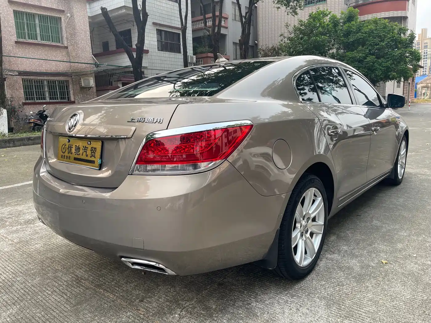Buick LaCrosse 2012 2.4L SIDI Premium Edition фото 7