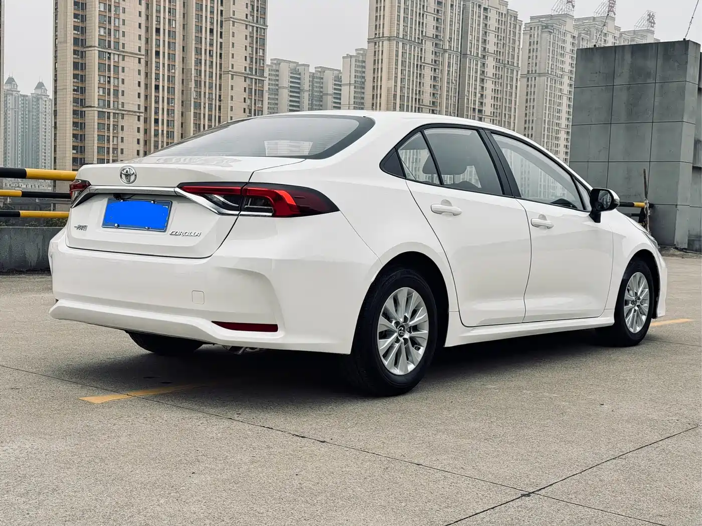 Toyota Corolla 2022 TNGA 1.5L CVT Pioneer Edition фото 4