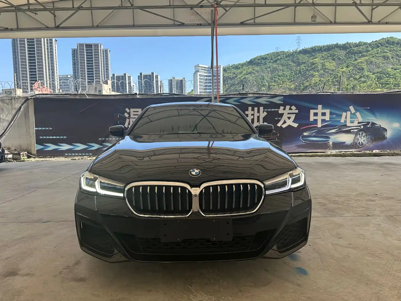 BMW 5 Series 2022 525Li Luxury Package фото 2