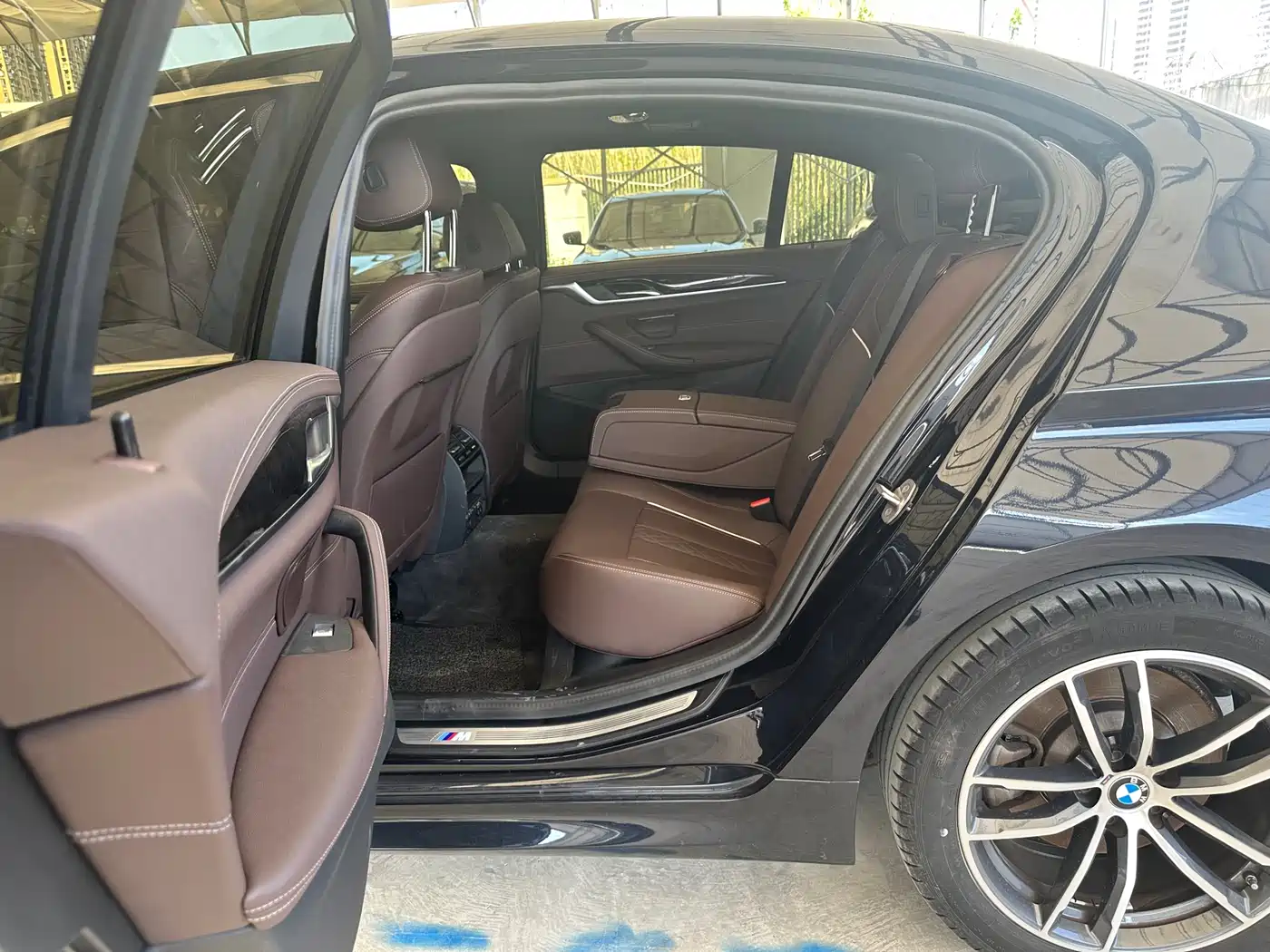BMW 5 Series 2022 525Li Luxury Package фото 16