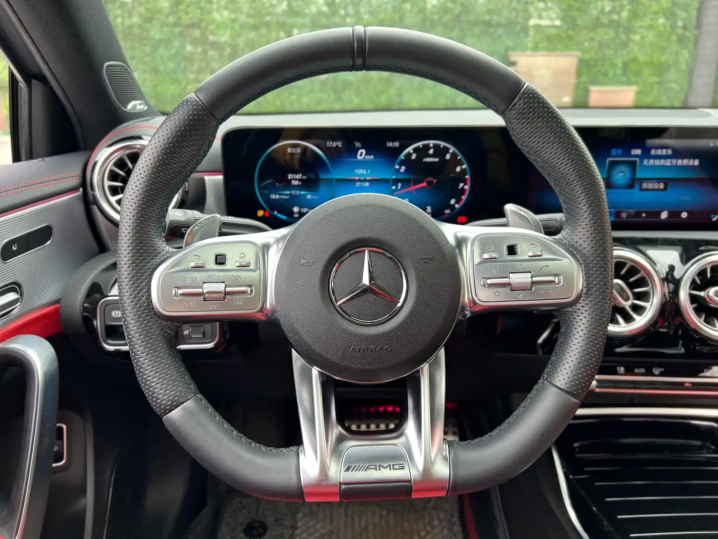 Mercedes-Benz A-Class AMG 2020 AMG A 35 L 4MATIC фото 16