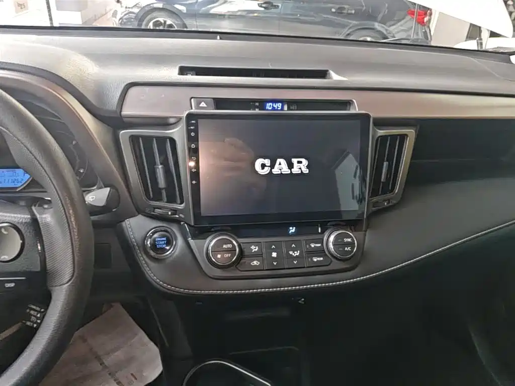 Toyota RAV4 Rongfang 2016 2.0L CVT 2WD Trend (China V) фото 13