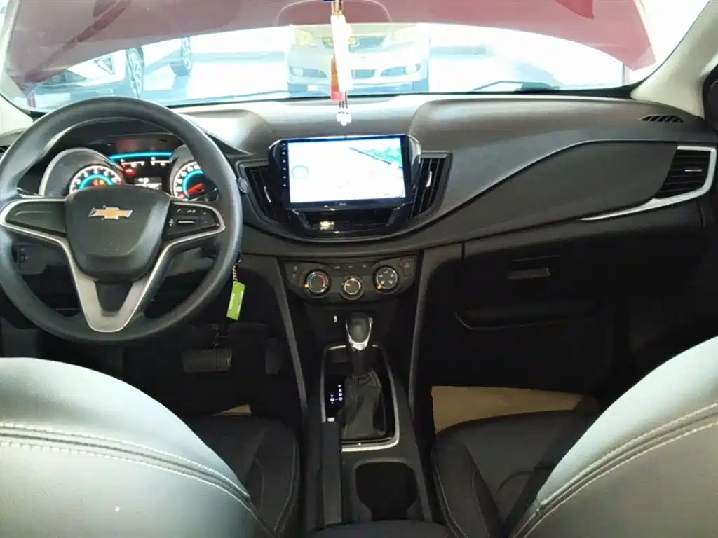 Chevrolet Cavalier 2019 320 Automatic Joy Edition фото 10