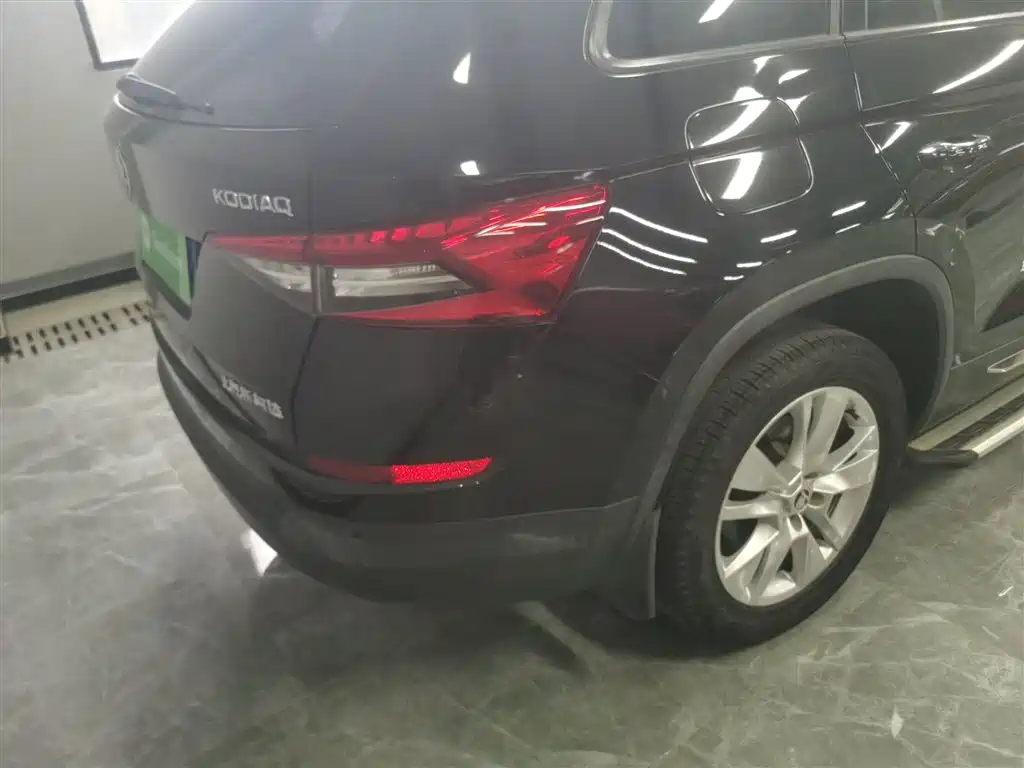 Škoda Kodiaq 2018 TSI330 5-seat FWD Luxury фото 24