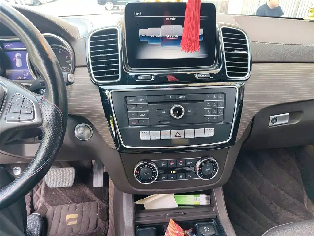 Mercedes-Benz GLE 2018 GLE 320 4MATIC Dynamic Ultimate Edition фото 12