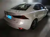 صورة 2 - Lexus IS