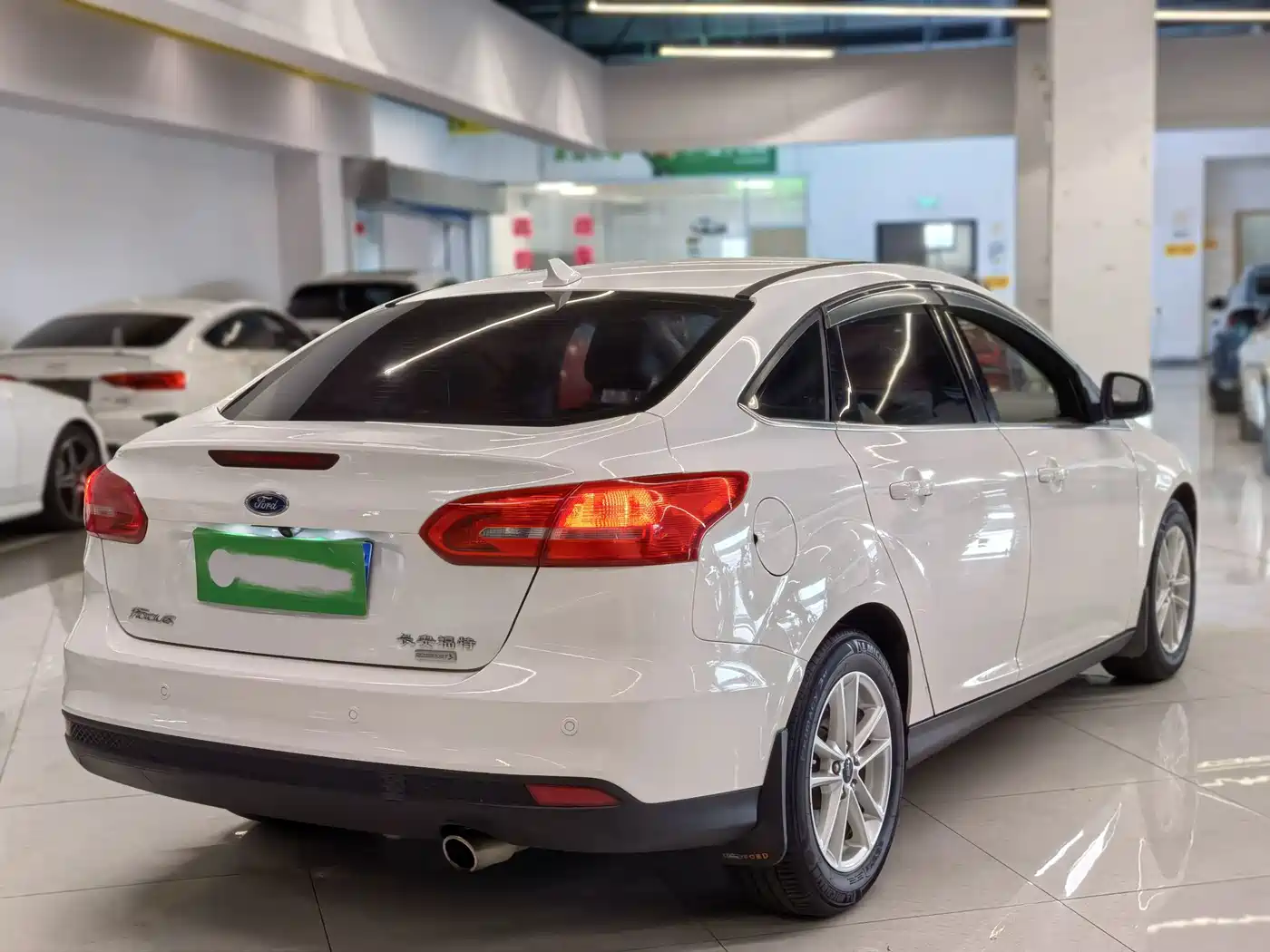 Фото 6 - Ford Focus