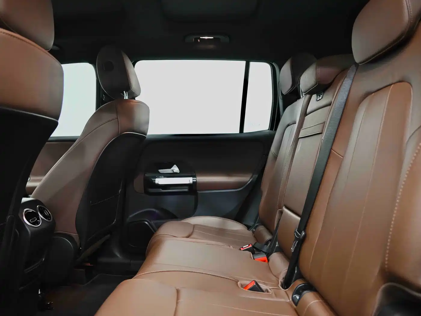 Mercedes-Benz GLB 2024 GLB 220 Fashion фото 29