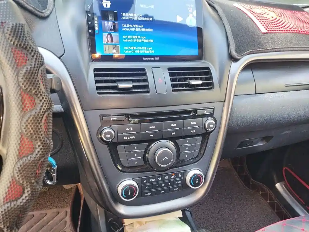 Besturn X80 2015 2015 2.0L Manual Luxury