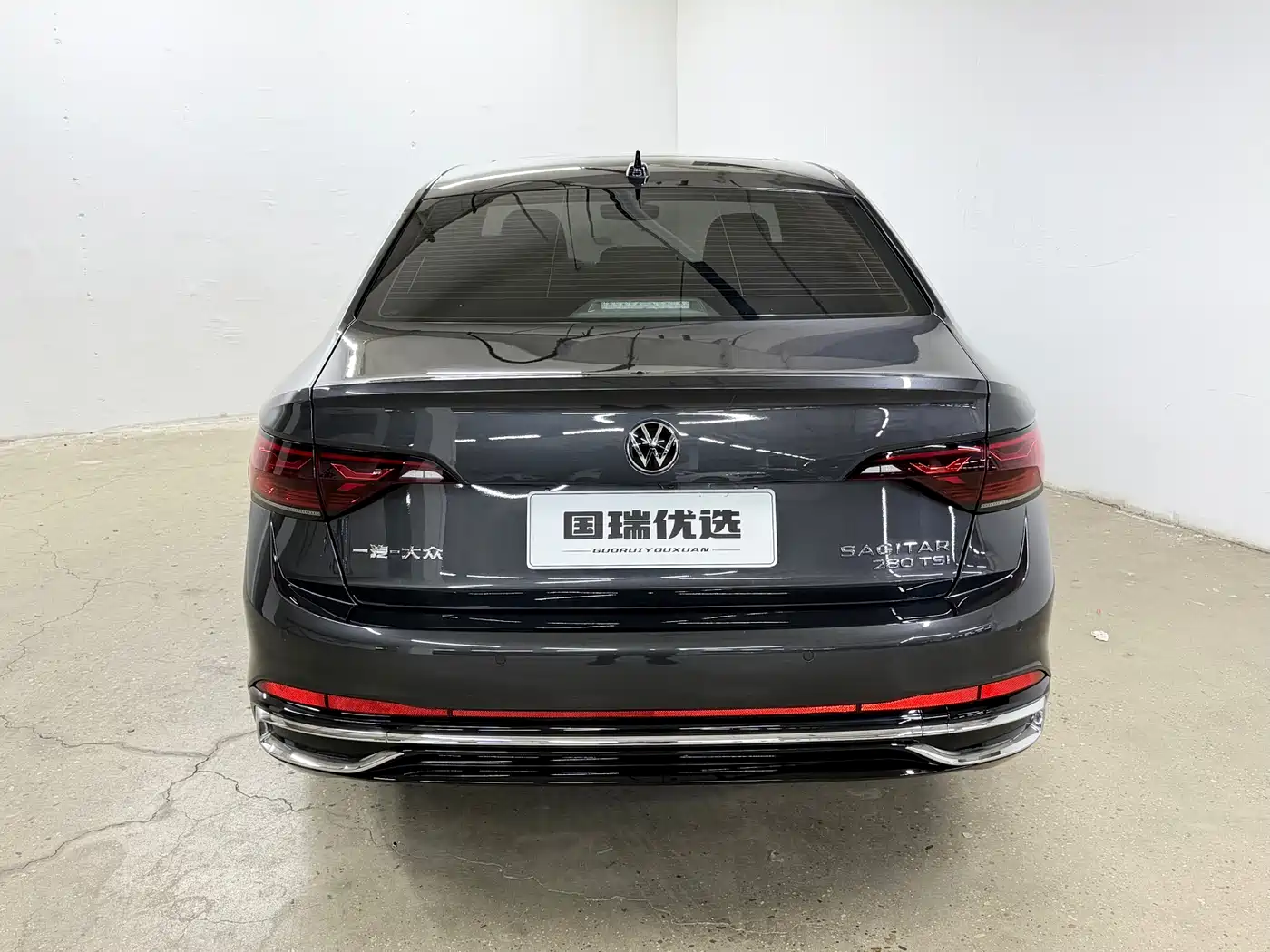 Volkswagen Sagitar 2023 280TSI DSG Surpass Plus Edition фото 4
