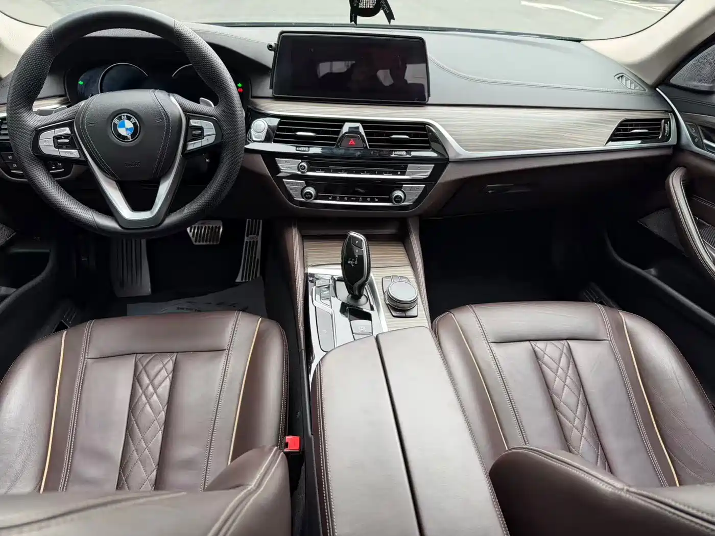 BMW 5 Series 2019 530Li Premium Luxury Package фото 5