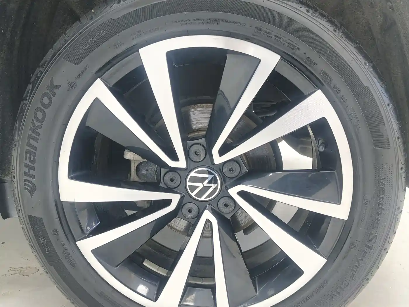 Volkswagen Tharu 2021 330TSI 4WD Luxury Plus фото 16