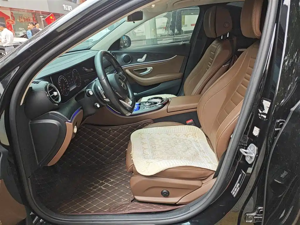 Mercedes-Benz E-Class 2018 Facelift E 200 L Sport фото 8