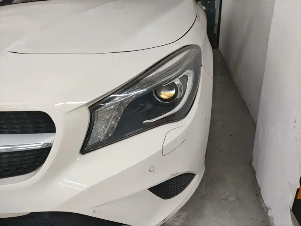 Mercedes-Benz CLA (Import) 2016 CLA 200 Fashion фото 24