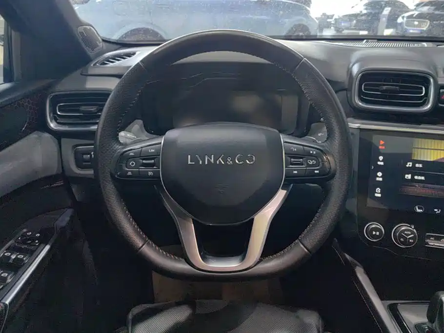 Lynk & Co 03 2018 1.5TD DCT Sport (China V) фото 15
