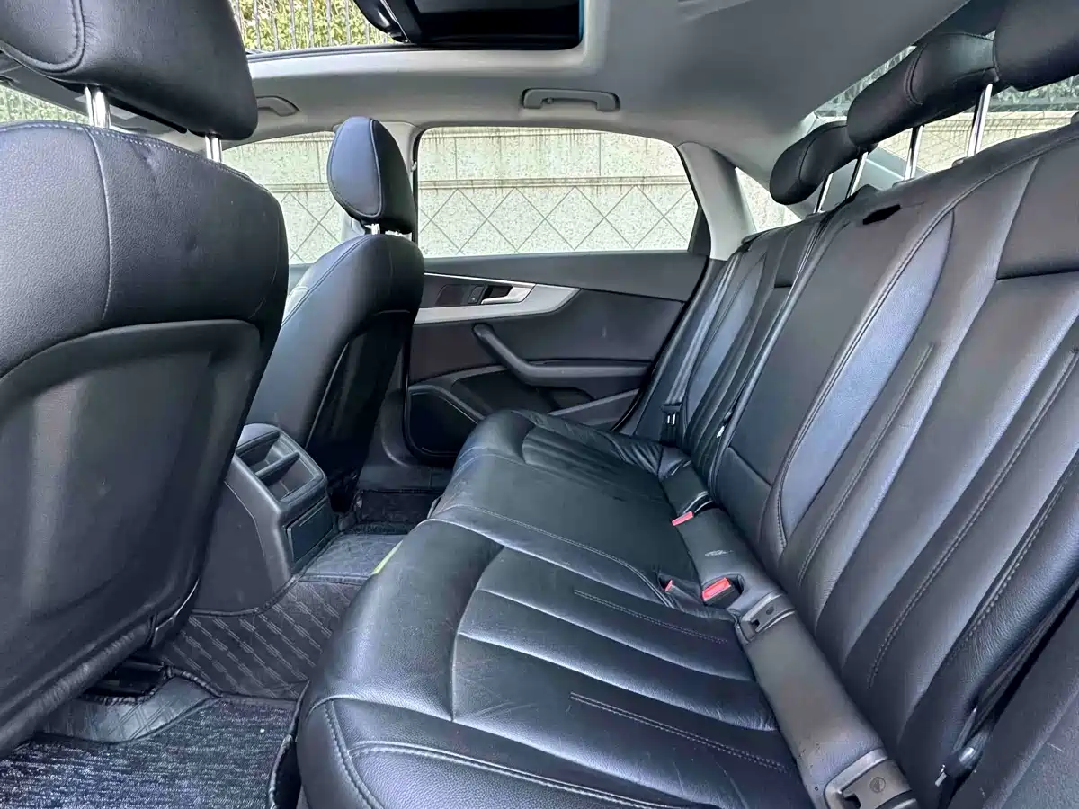 Audi A4L 2018 30th Anniversary 40 TFSI Progressive фото 10