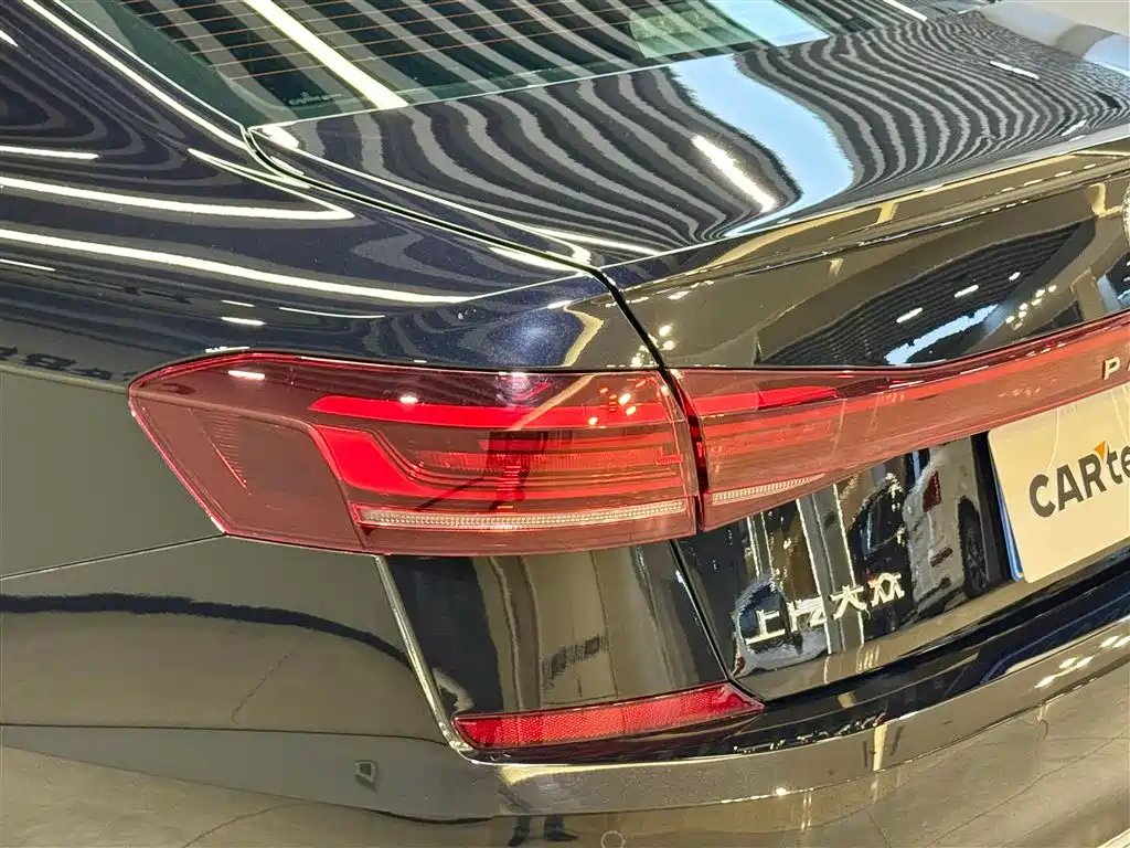 Volkswagen Passat 2024 380TSI Dragon Soaring Edition фото 9