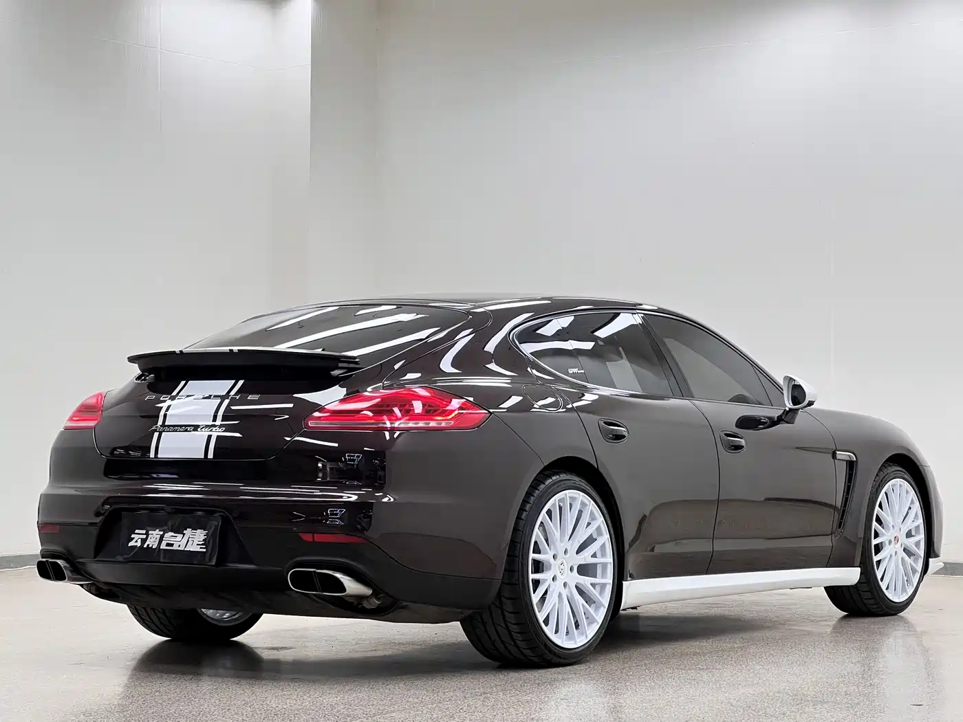 Porsche Panamera 2014 Panamera 3.0T фото 7