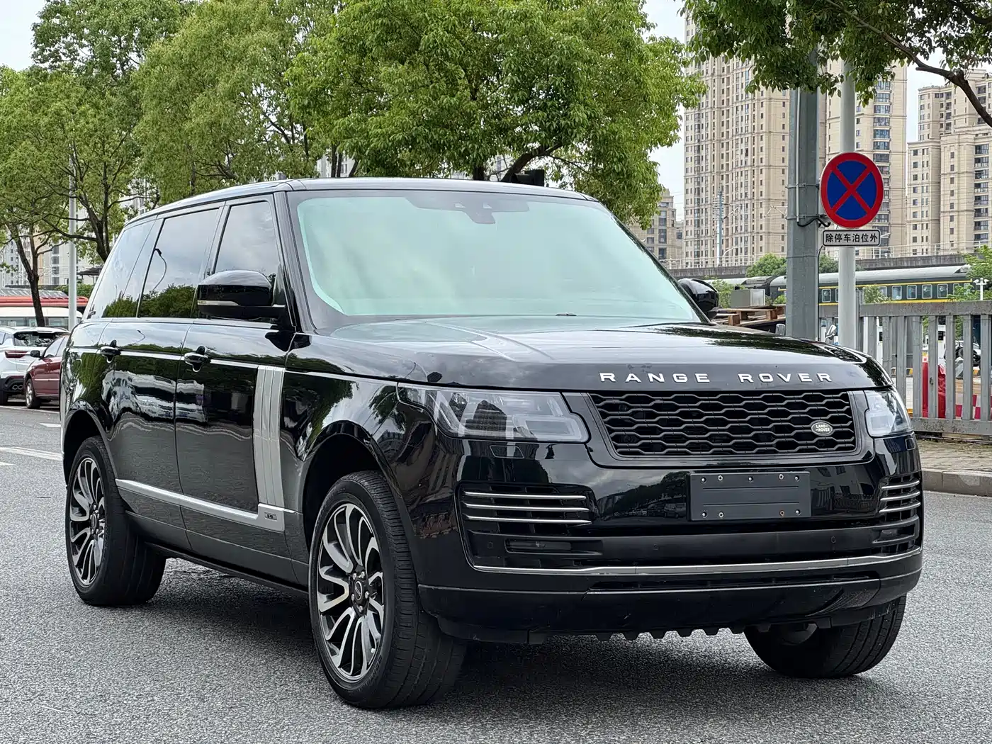Land Rover Range Rover 2018 3.0 SC V6 Vogue Heritage Extended Edition