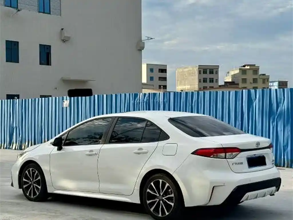 Toyota Levin 2022 185T CVT Sport Edition фото 6