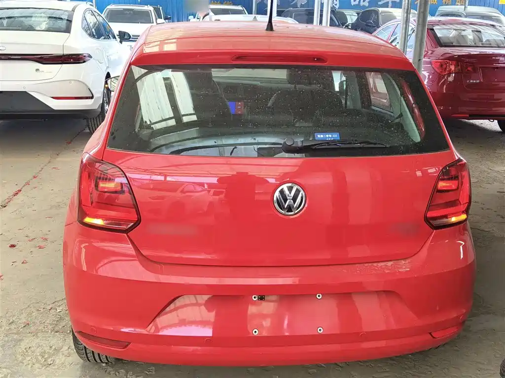 Volkswagen Polo 2018 1.5L Auto Safe Drive фото 4