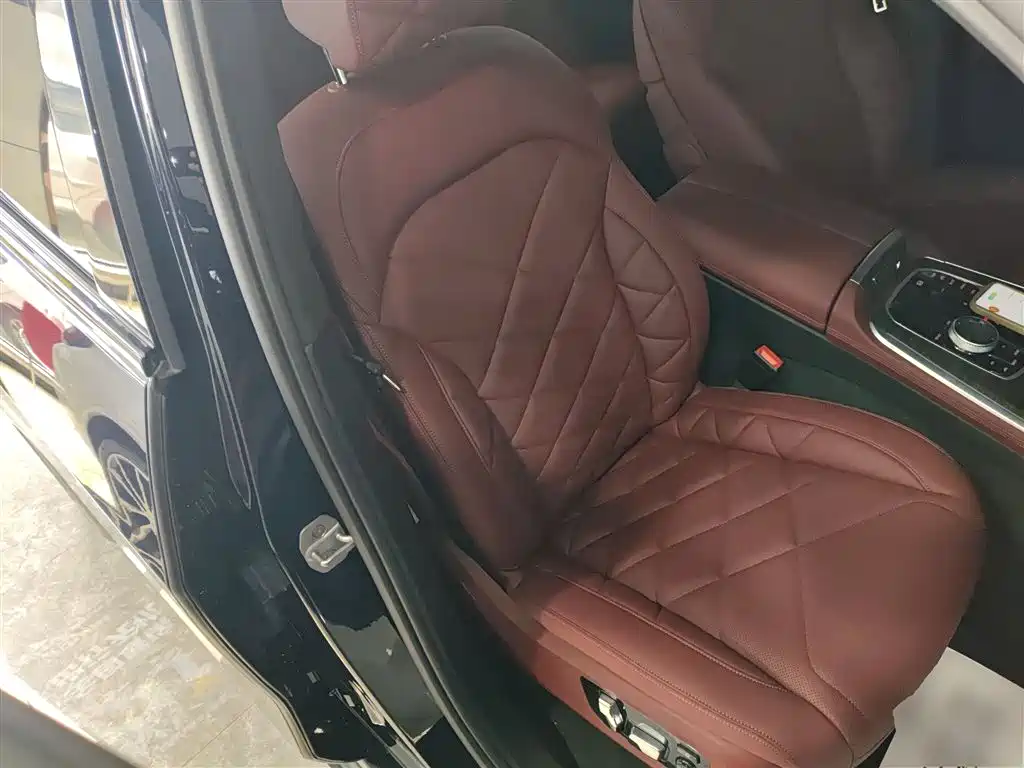 BMW X5 2023 xDrive 40Li M Sport Black Night Package фото 20