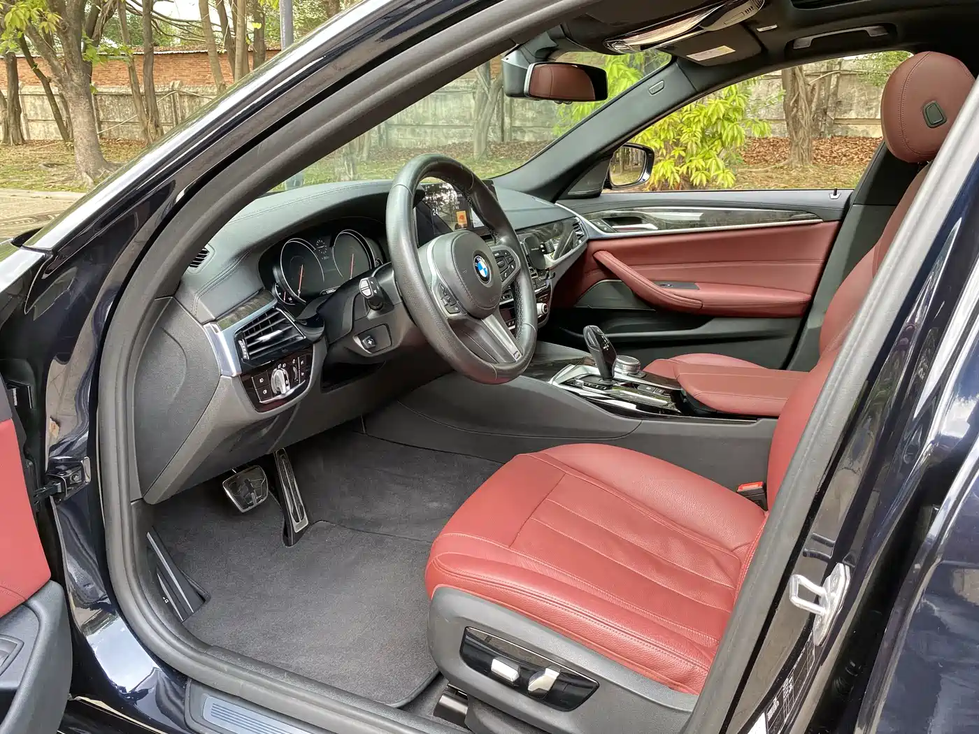 BMW 5 Series 2018 530Li Premium M Sport Package фото 5
