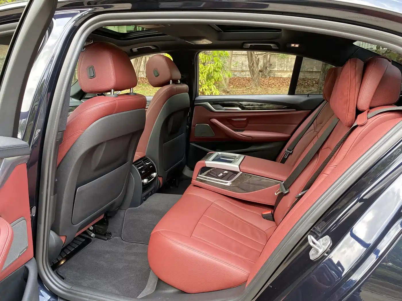 BMW 5 Series 2018 530Li Premium M Sport Package фото 6