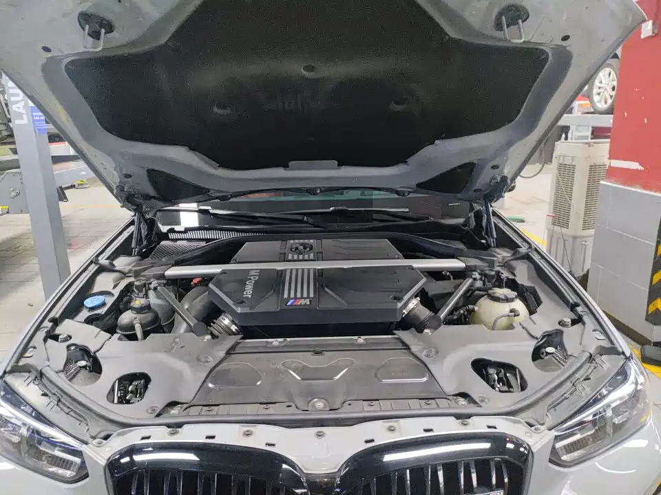 BMW X4 M 2022 X4 M Competition фото 10